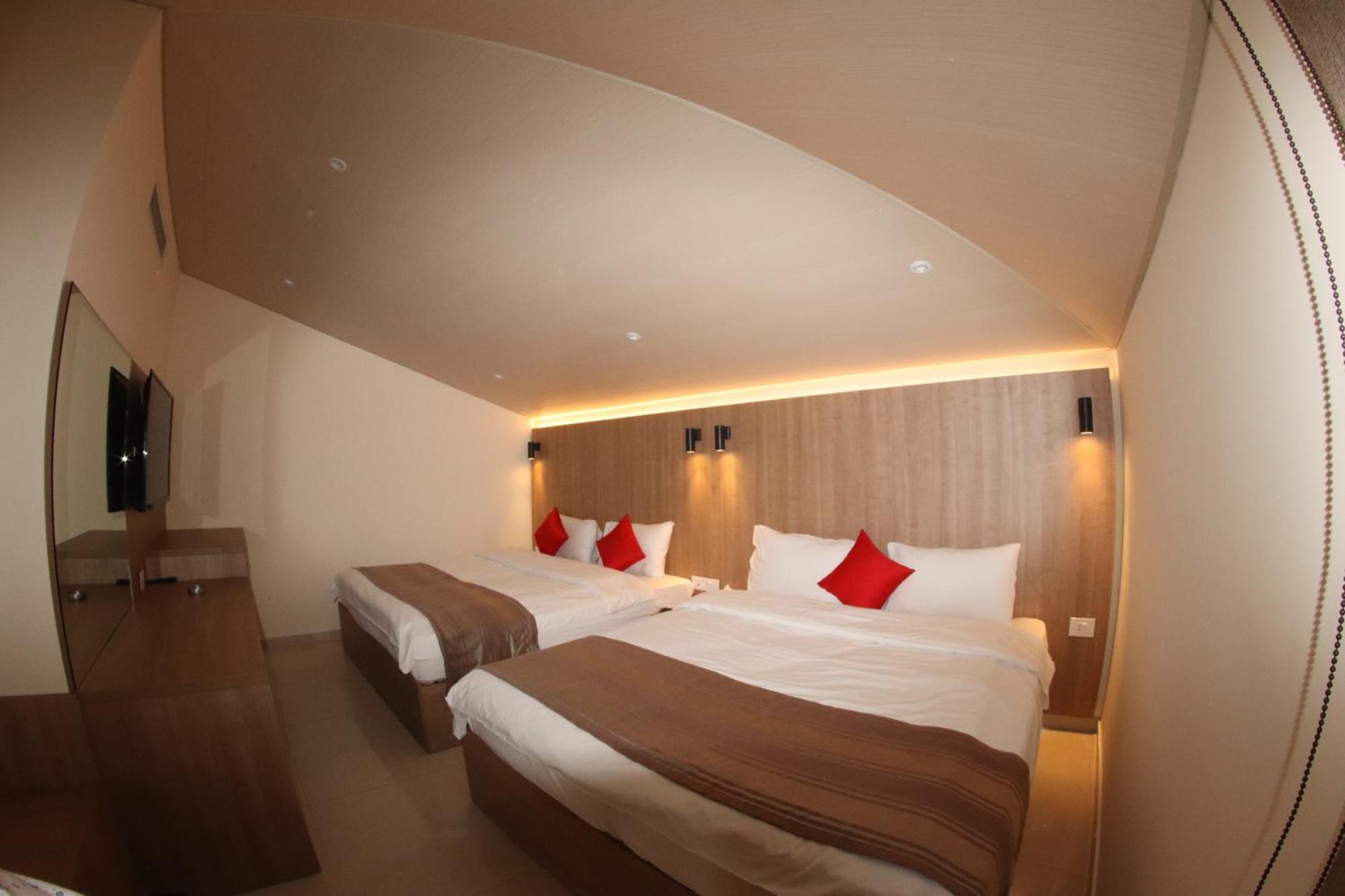 Jounieh Suites Boutique Hotel Bagian luar foto